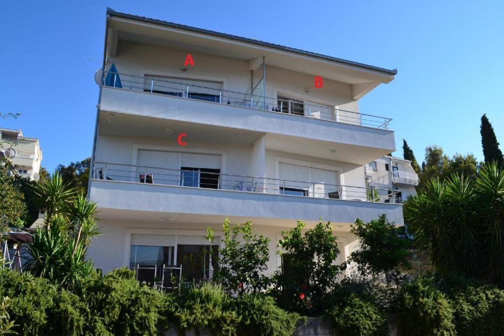 Apartments Oklopcic Trogir Exterior photo
