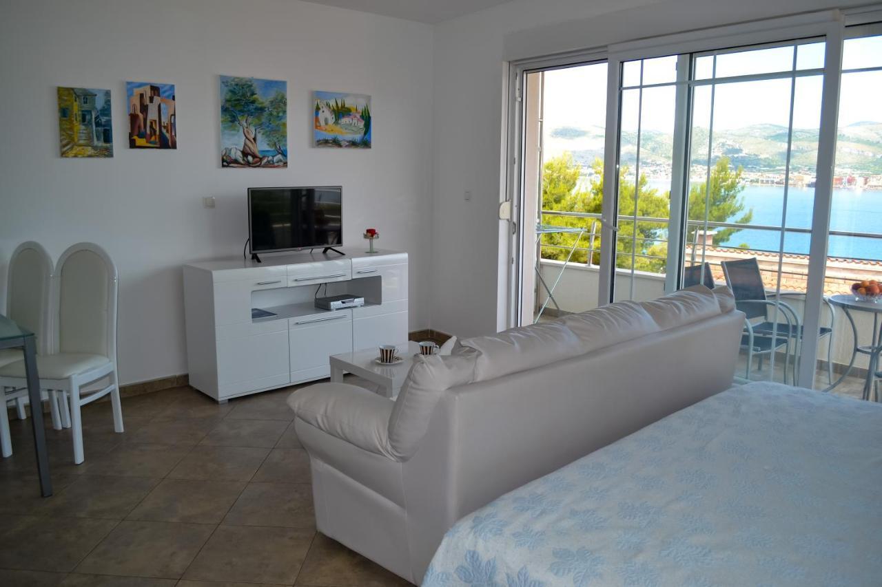 Apartments Oklopcic Trogir Exterior photo